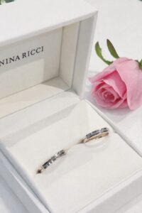 さりげなく個性を NINA RICCI マリッジリング